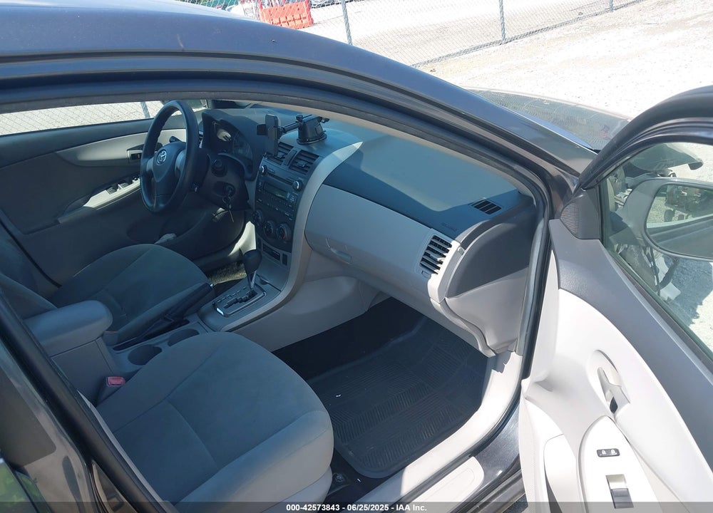 2011 TOYOTA COROLLA VIN: 2T1BU4EE8BC614568