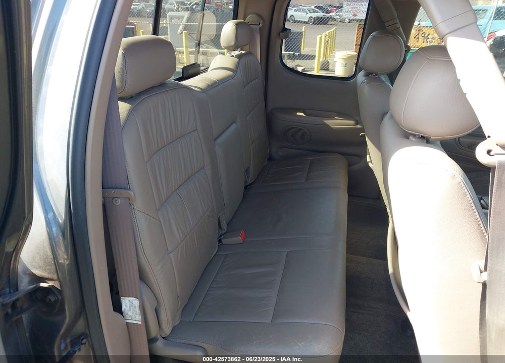 2003 TOYOTA TUNDRA LIMITED V8 VIN: 5TBRT38123S344811