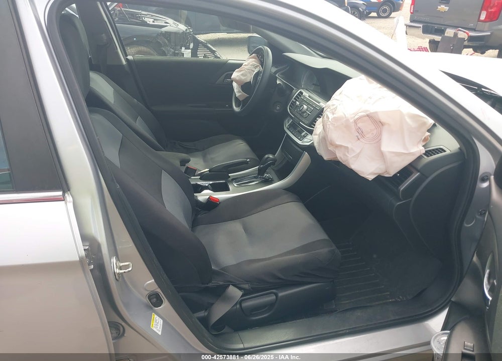 2013 HONDA ACCORD VIN: 1HGCR2F38DA101238