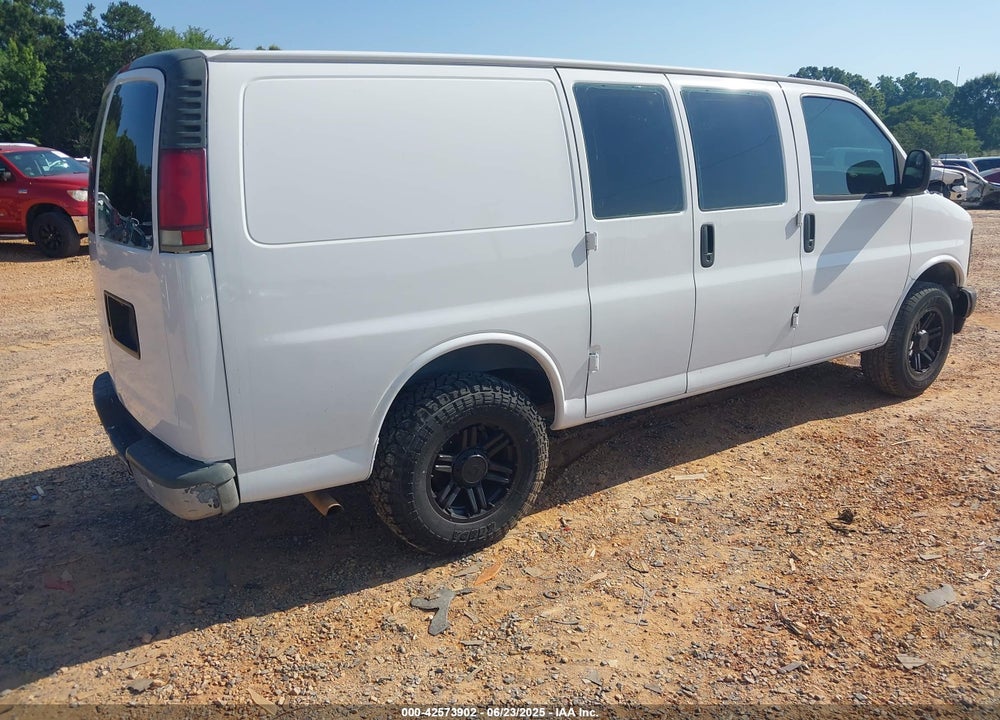 2000 CHEVROLET EXPRESS VIN: 1GCFG15W8Y1222395