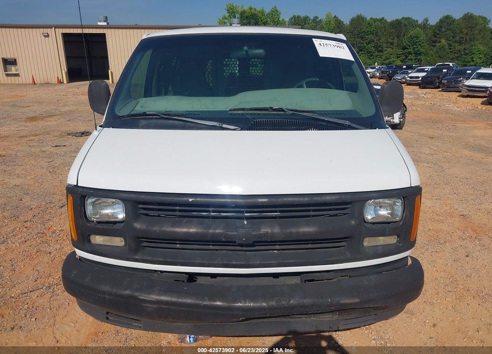 2000 CHEVROLET EXPRESS VIN: 1GCFG15W8Y1222395