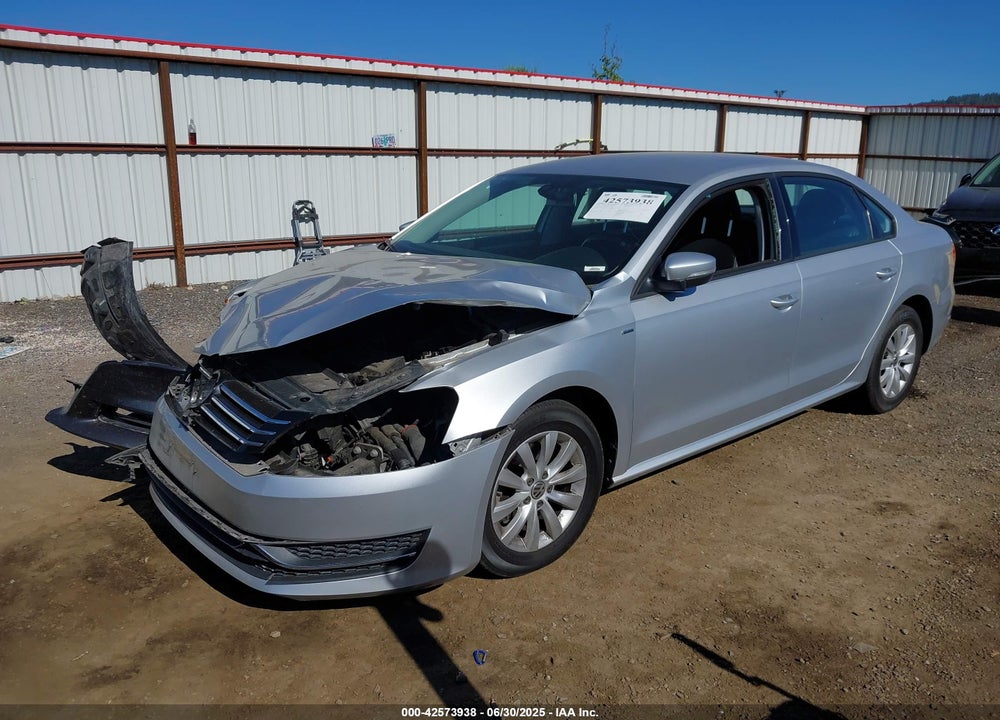 2015 VOLKSWAGEN PASSAT VIN: 1VWAT7A3XFC097340