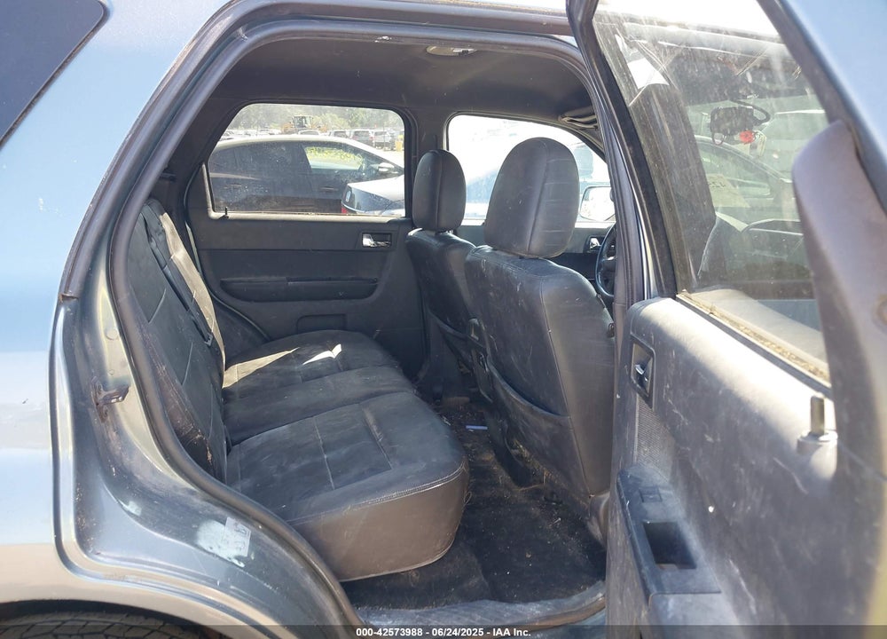 2010 FORD ESCAPE VIN: 1FMCU9EG7AKC60179