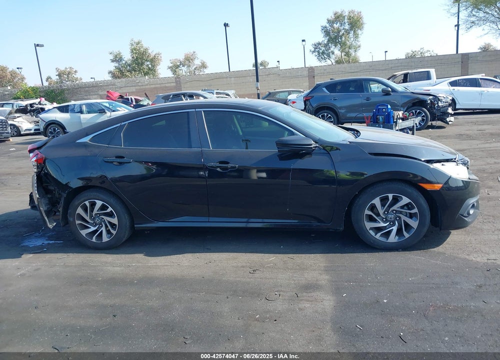 2018 HONDA CIVIC VIN: 2HGFC2F73JH586953
