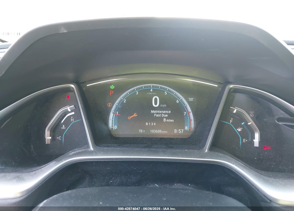 2018 HONDA CIVIC VIN: 2HGFC2F73JH586953