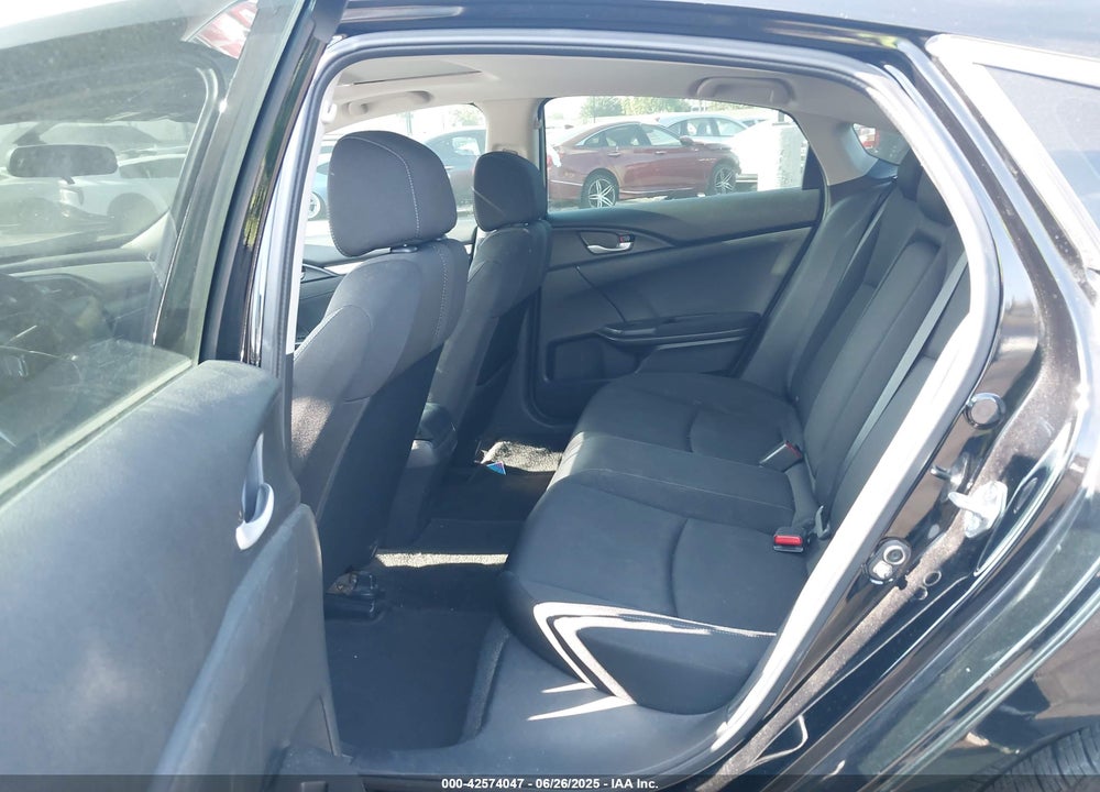 2018 HONDA CIVIC VIN: 2HGFC2F73JH586953