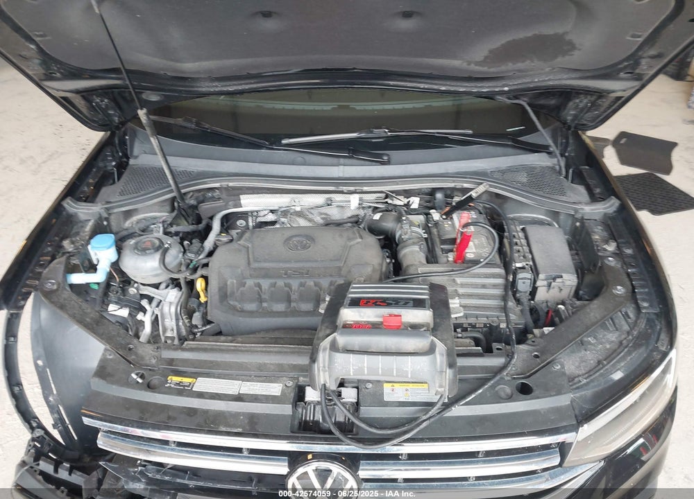2022 VOLKSWAGEN TIGUAN VIN: 3VV2B7AX2NM143013