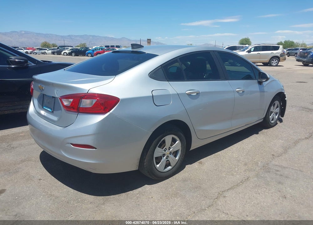 2018 CHEVROLET CRUZE VIN: 1G1BC5SM8J7227614