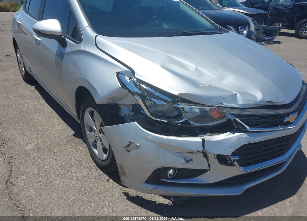 2018 CHEVROLET CRUZE VIN: 1G1BC5SM8J7227614