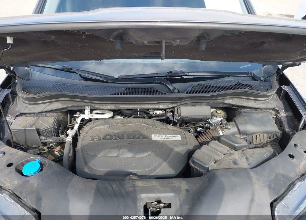 2021 HONDA PILOT VIN: 5FNYF5H26MB003660