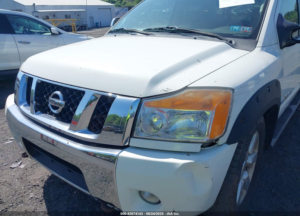 2011 NISSAN TITAN VIN: 1N6AA0EC6BN302707