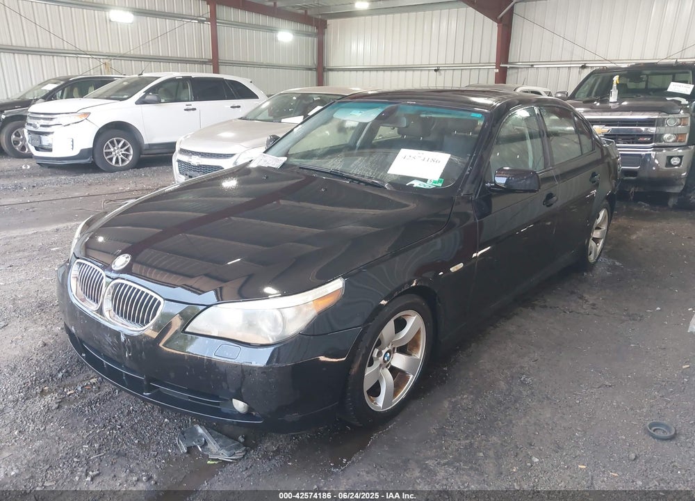 2006 BMW 525I VIN: WBANE53526CK83601