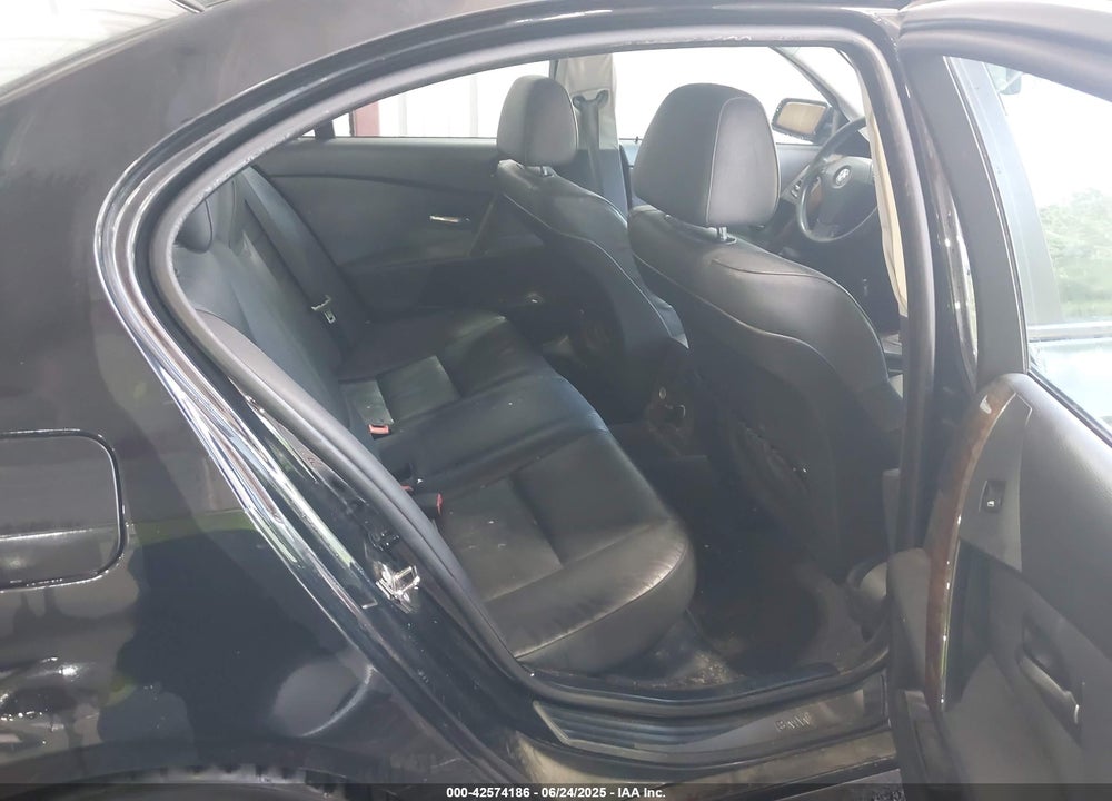 2006 BMW 525I VIN: WBANE53526CK83601