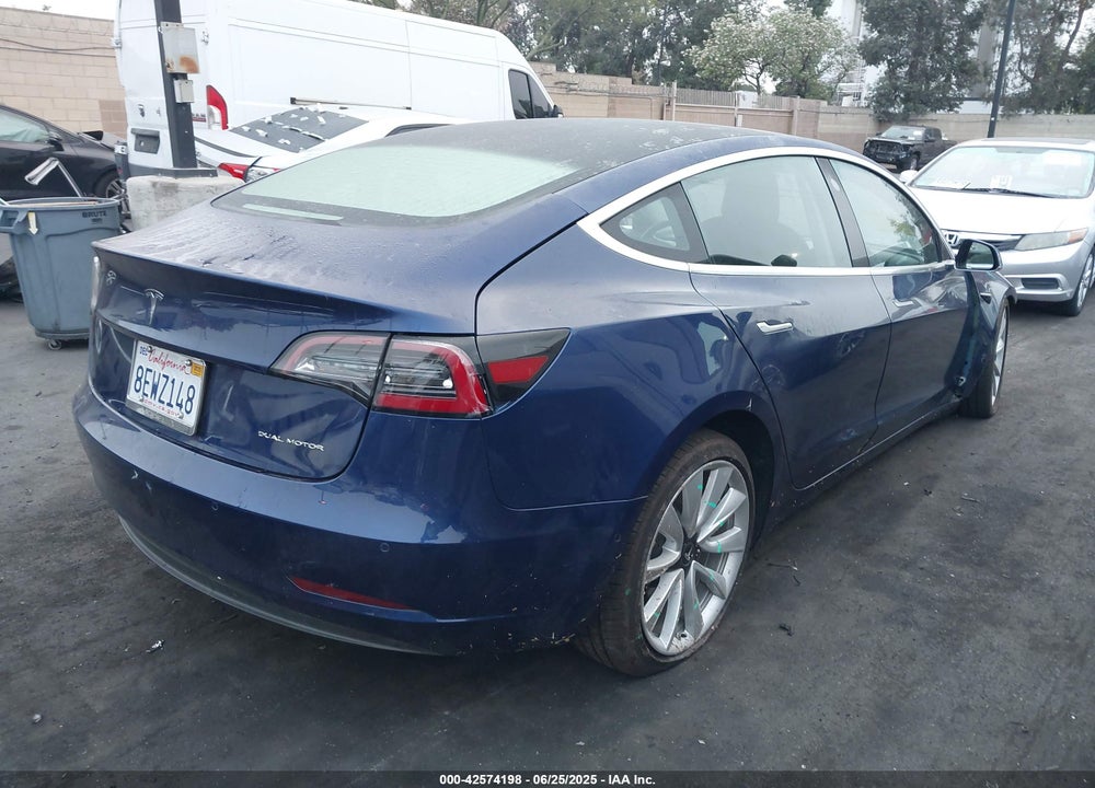 2018 TESLA MODEL 3 VIN: 5YJ3E1EB8JF185528