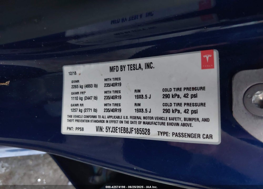 2018 TESLA MODEL 3 VIN: 5YJ3E1EB8JF185528