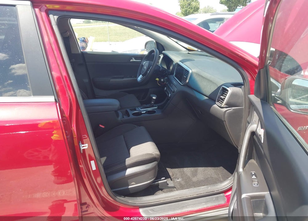 2020 KIA SPORTAGE VIN: KNDPMCAC2L7683330
