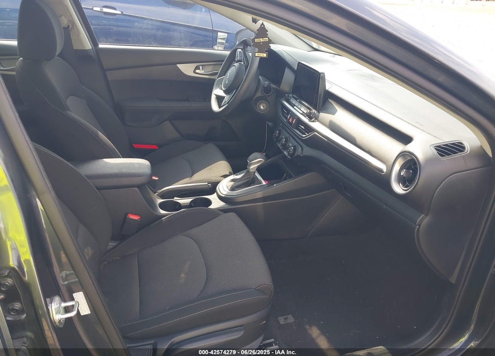 2024 KIA FORTE VIN: 3KPF24AD4RE715848