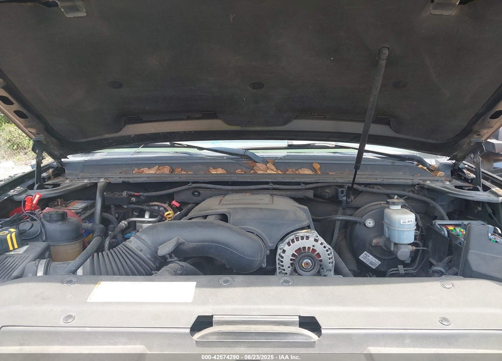 2007 CHEVROLET SUBURBAN 1500 VIN: 1GNFK16307J324024