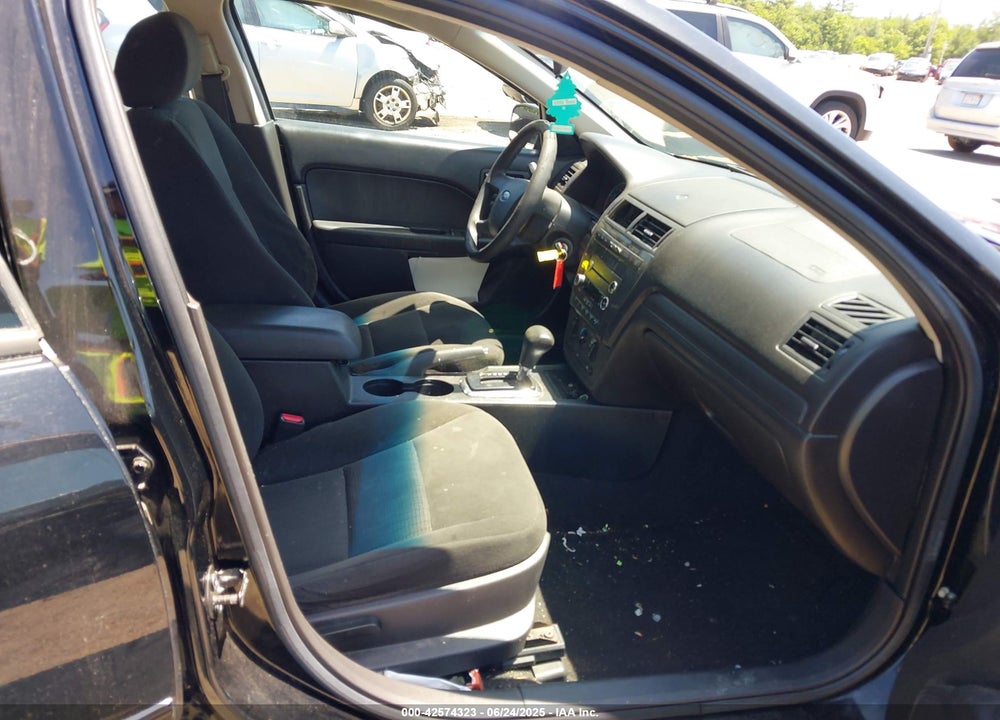 2008 FORD FUSION VIN: 3FAHP07Z58R212574