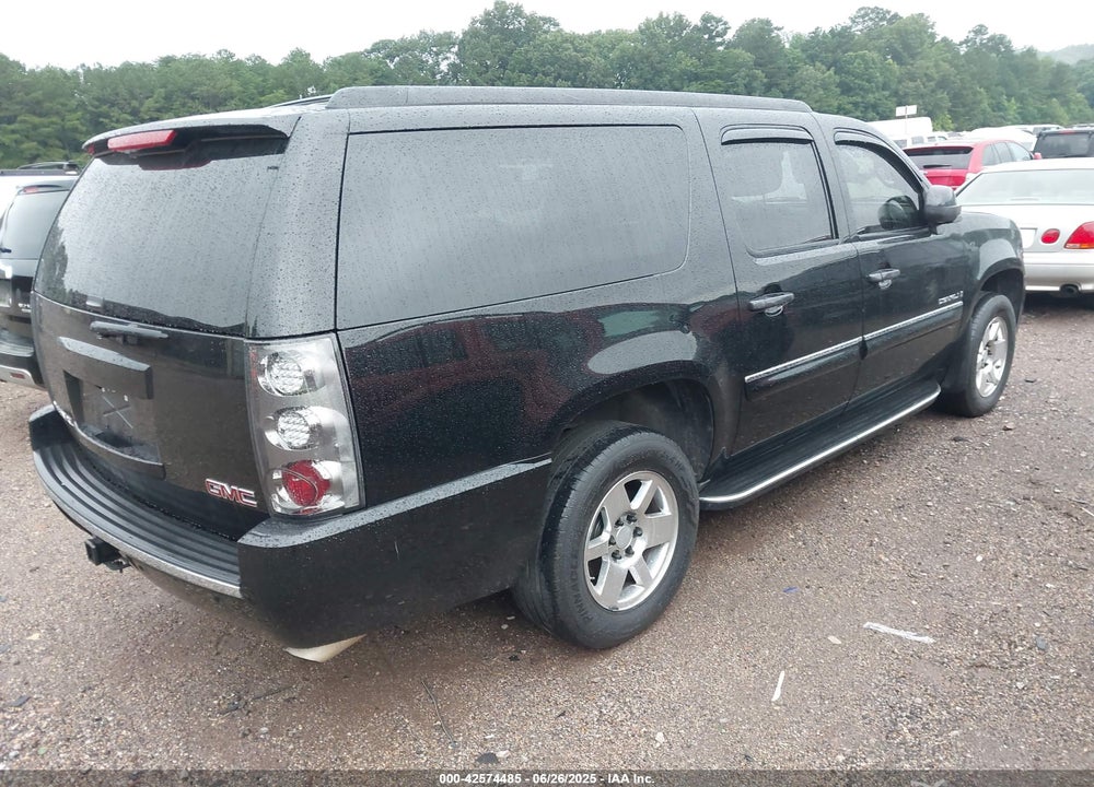2007 GMC YUKON XL 1500 VIN: 1GKFK66867J219204