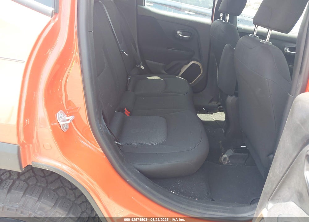 2017 JEEP RENEGADE VIN: ZACCJBAB6HPE90195