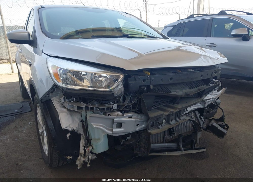 2017 FORD ESCAPE VIN: 1FMCU0GD4HUF08353