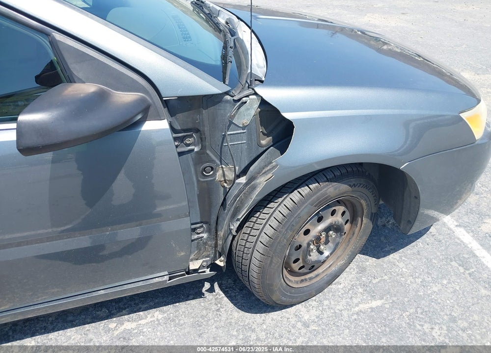 2004 SATURN ION 2 VIN: 1G8AJ52F74Z186860