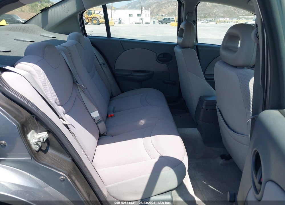 2004 SATURN ION 2 VIN: 1G8AJ52F74Z186860