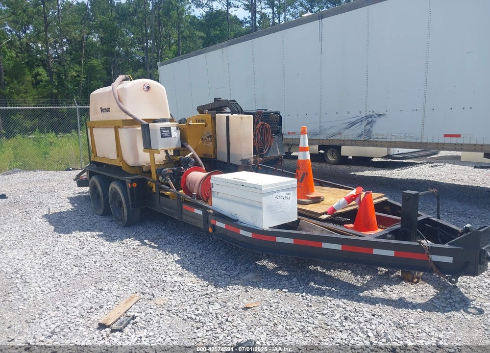 2005 VERMEER MFG. CO. --- VIN: 1VRZ130Z451000203
