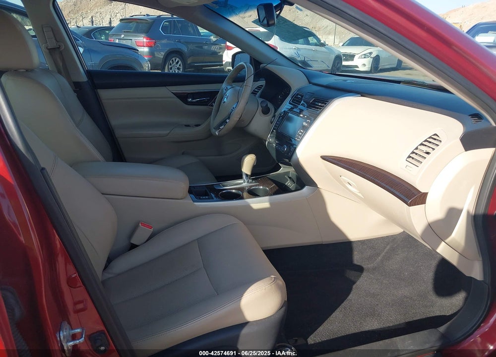 2015 NISSAN ALTIMA VIN: 1N4AL3AP1FC117026