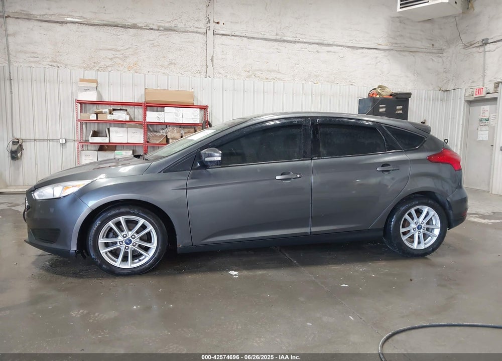 2018 FORD FOCUS SE VIN: 1FADP3K22JL211977