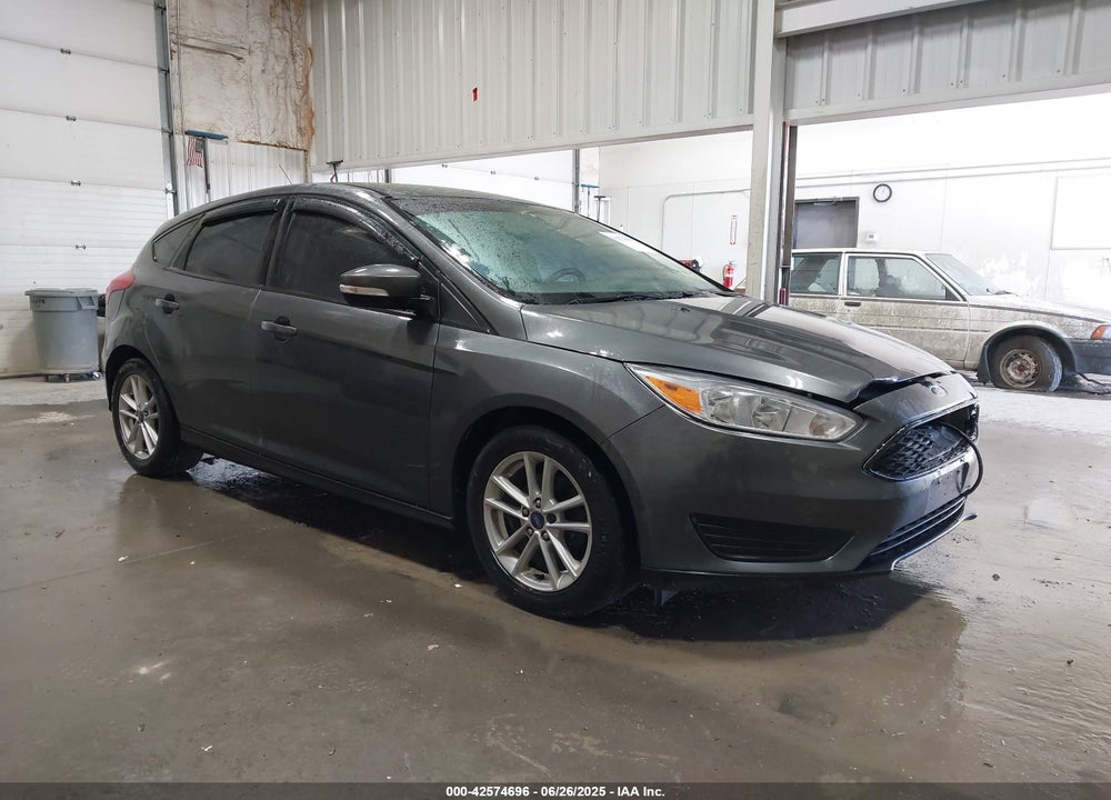 2018 FORD FOCUS SE VIN: 1FADP3K22JL211977