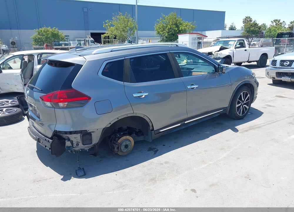 2018 NISSAN ROGUE SL VIN: JN8AT2MT3JW467296