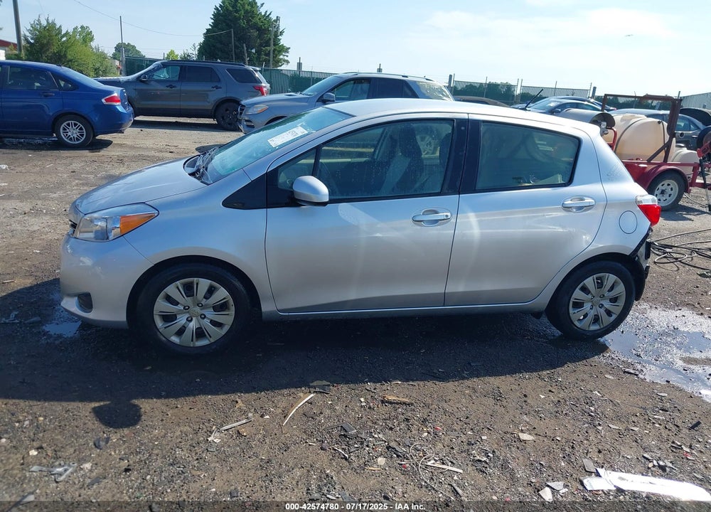 2014 TOYOTA YARIS VIN: JTDKTUD35ED580700