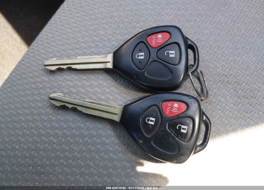2014 TOYOTA YARIS VIN: JTDKTUD35ED580700