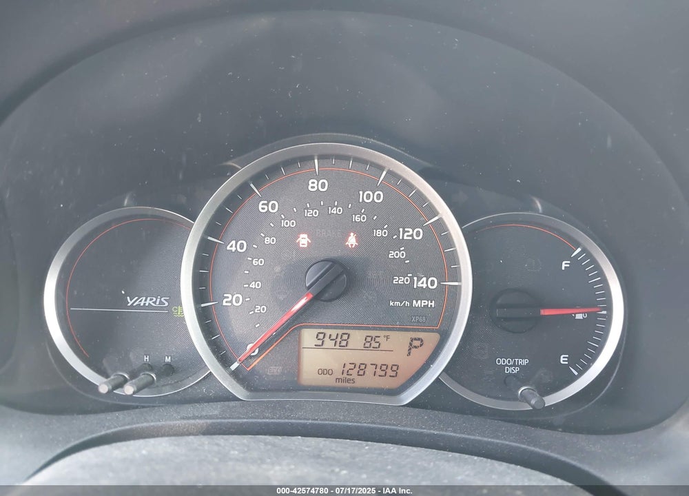 2014 TOYOTA YARIS VIN: JTDKTUD35ED580700