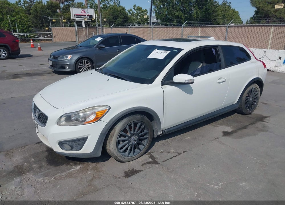 2011 VOLVO C30 T5 VIN: YV1672MK7B2233341
