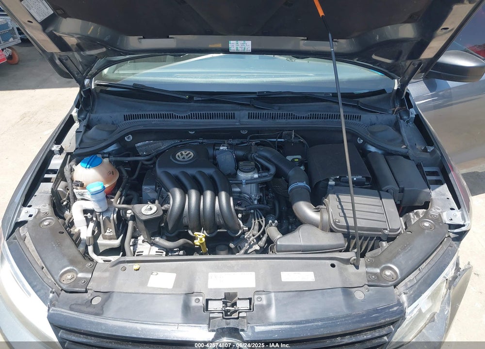 2013 VOLKSWAGEN JETTA 2.0L S VIN: 3VW2K7AJ2DM317443