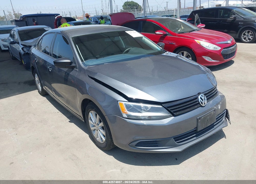 2013 VOLKSWAGEN JETTA 2.0L S VIN: 3VW2K7AJ2DM317443