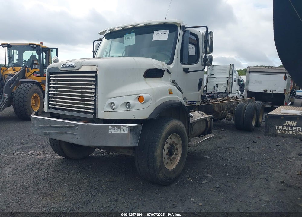 2012 FREIGHTLINER M2 106 HEAVY DUTY VIN: 1FVHC3BS3CHBL9983