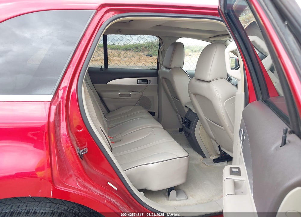 2011 LINCOLN MKX VIN: 2LMDJ8JK3BBJ17778