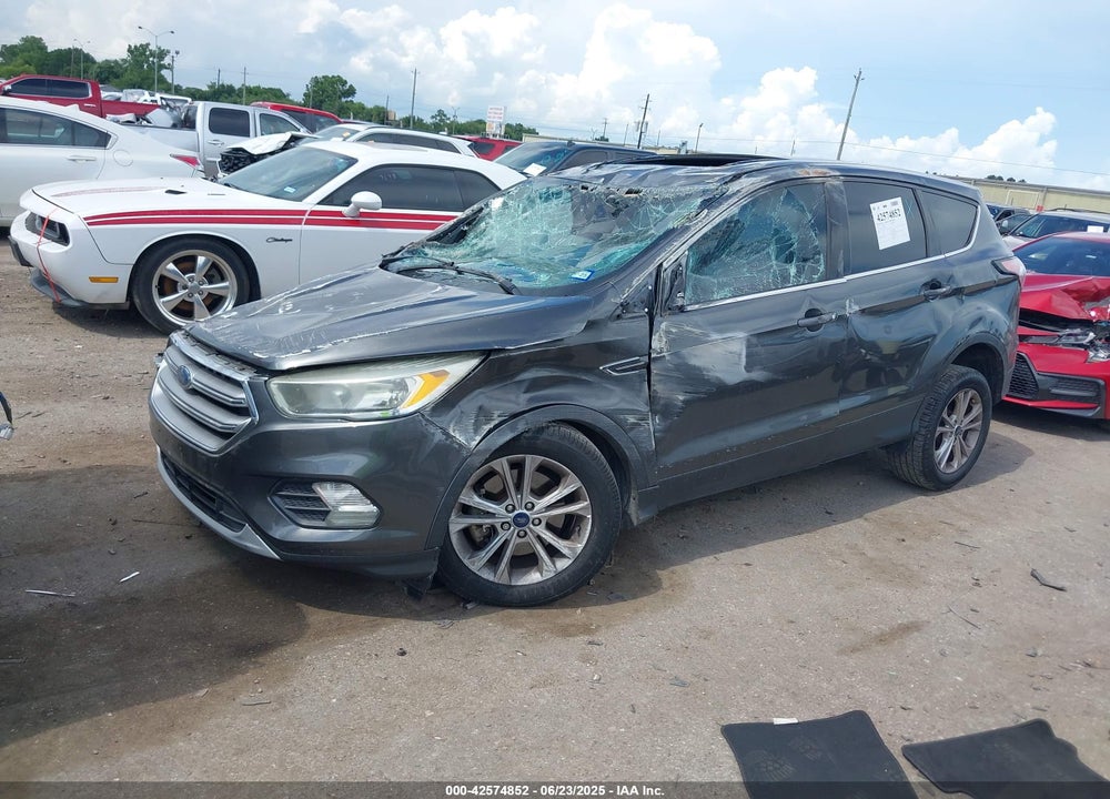 2017 FORD ESCAPE SE VIN: 1FMCU9G97HUC96547