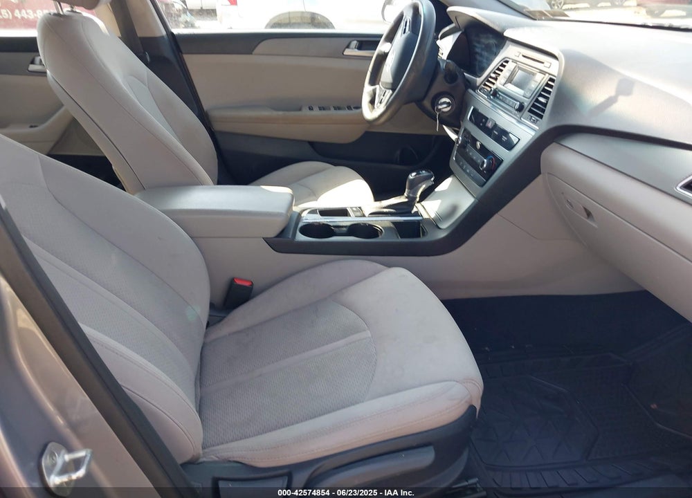 2015 HYUNDAI SONATA VIN: 5NPE24AF7FH040534