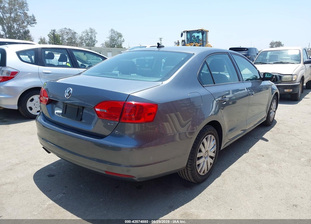 2014 VOLKSWAGEN JETTA VIN: 3VWD17AJ0EM247826