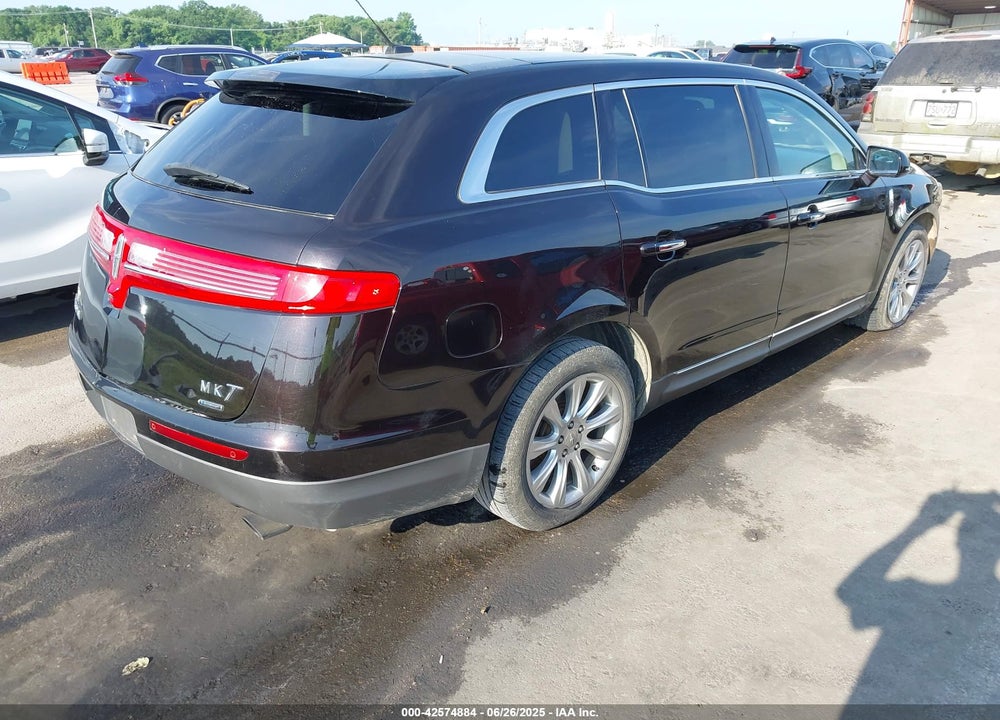 2014 LINCOLN MKT VIN: 2LMHJ5AT3EBL50718