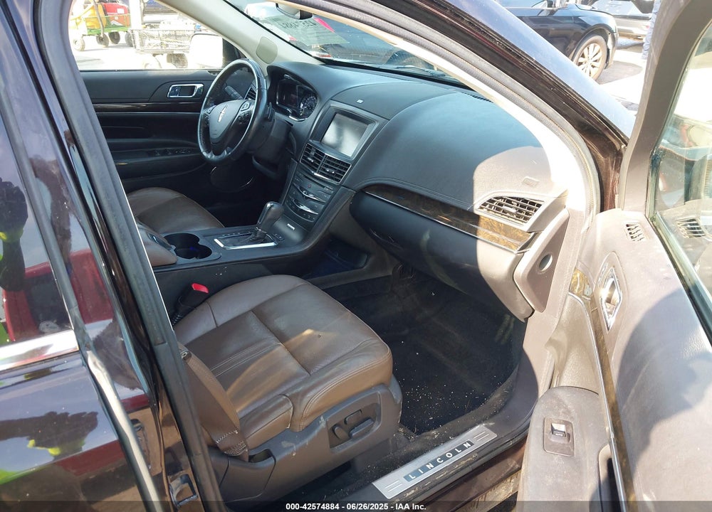 2014 LINCOLN MKT VIN: 2LMHJ5AT3EBL50718