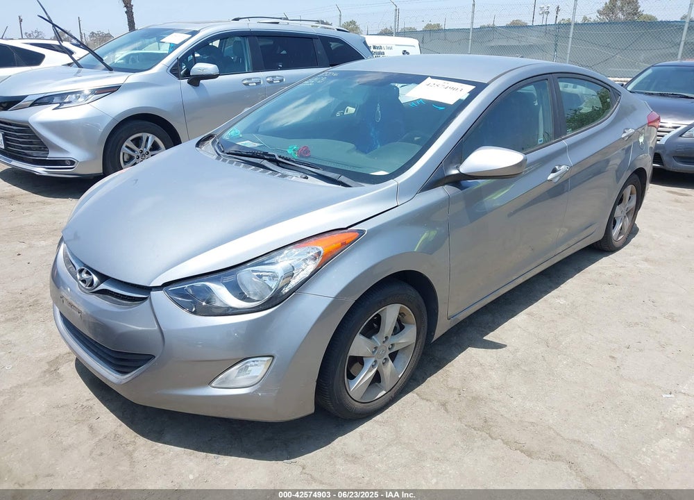2012 HYUNDAI ELANTRA VIN: KMHDH4AE5CU371515