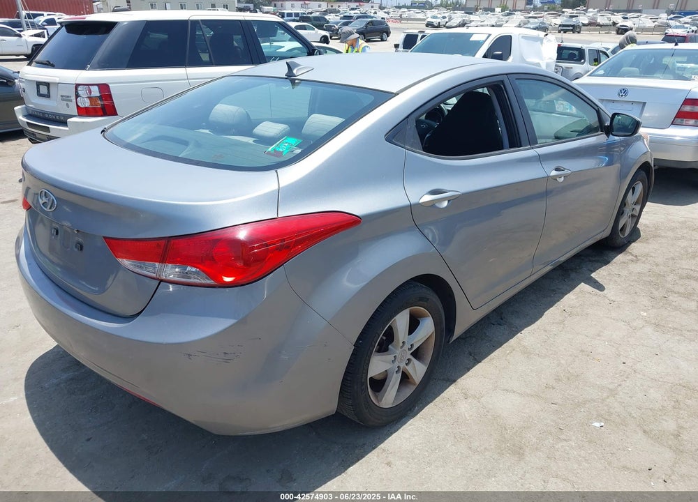 2012 HYUNDAI ELANTRA VIN: KMHDH4AE5CU371515