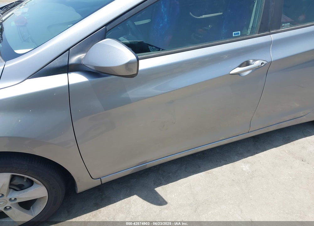 2012 HYUNDAI ELANTRA VIN: KMHDH4AE5CU371515