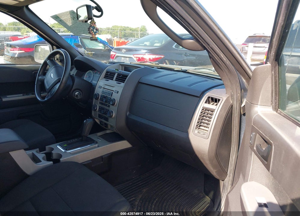 2010 FORD ESCAPE VIN: 1FMCU0D78AKA71070